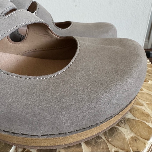 Dansko Britney Stone Nubuck Leather Mule Clogs size 40 - Picture 5 of 10